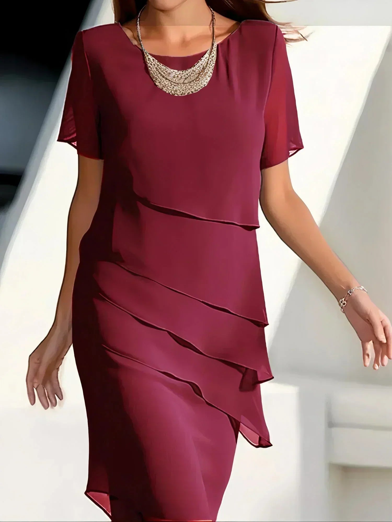 Kendra – elegantiška suknelė