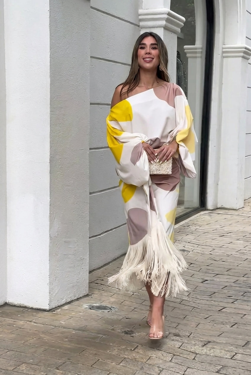Daniela – dviejų dalių rinkinys su kutais